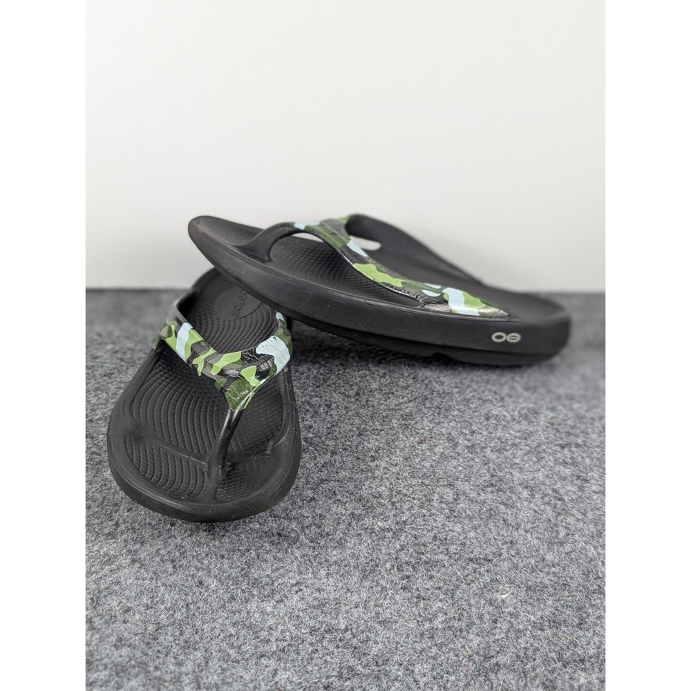 OOFOS Oolala Limited Jungle Camo Womens Size 7 Recovery Sandals Comfort Slip On